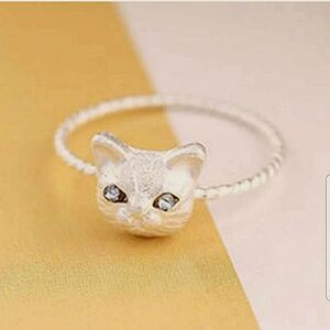DAINTY Silver cat ring